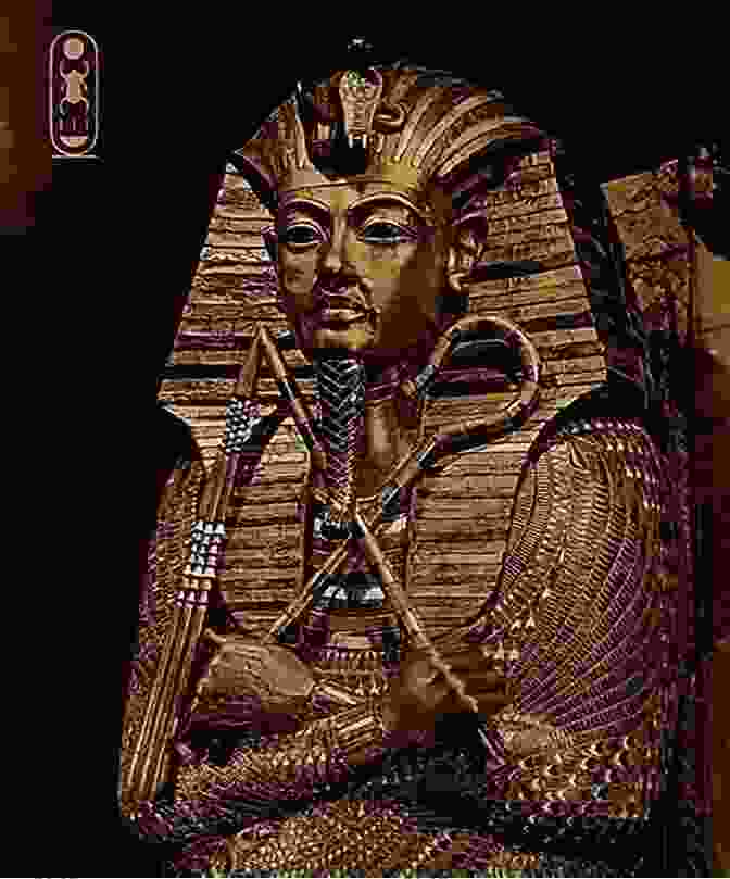 An Effigy Of An Ancient Egyptian Deity, Made Of Gold Legacy Of Light (The Effigies 3)